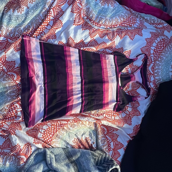 Multicolor - Picture 2 of 3